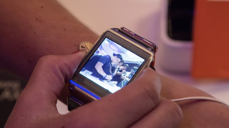 Illustration for article titled Galaxy Gear Hands On: More Watch Than You'll Ever Need